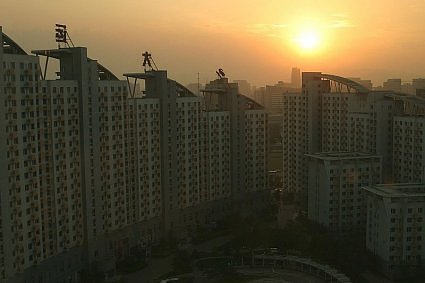 印度人在中国旅游:硬件设施发达,高楼林立