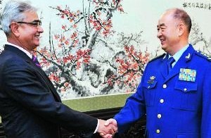 中央军委副主席许其亮14日会见了来华出席第五届中印国防部防务与安全磋商的印度国防秘书夏尔马