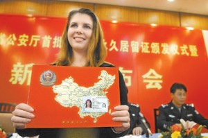 为吸引海外技术人才,中国考虑发放5年期签证 为吸引海外技术人才,中国考虑发放5年期签证